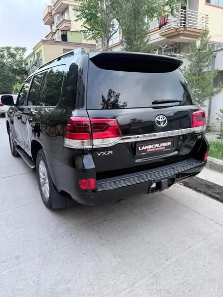 Toyota Land Cruiser 2018