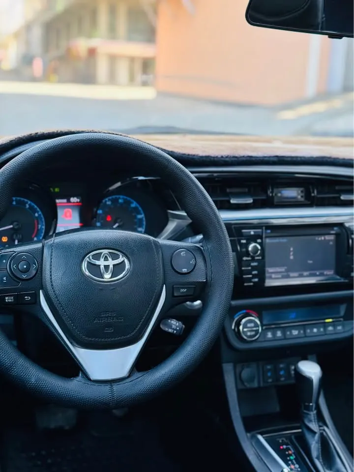 Corolla 2016
