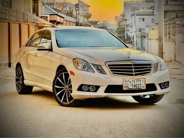 Luxurious 2010 Mercedes Benz E Class