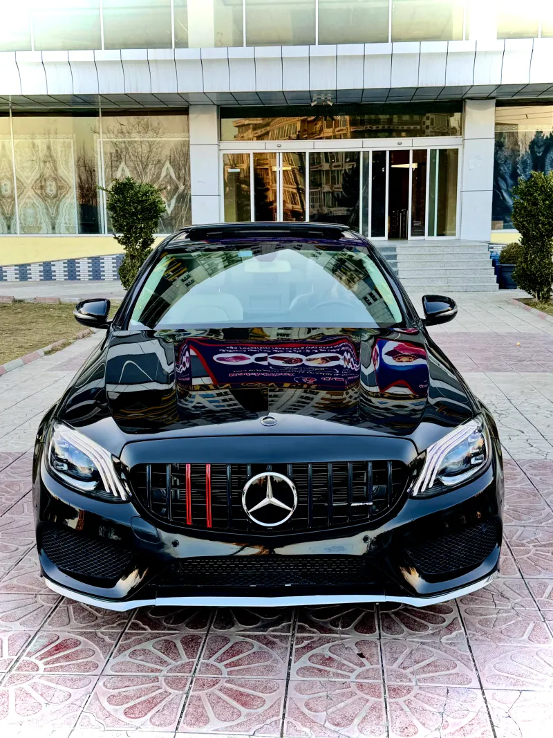 Mercedes Benz