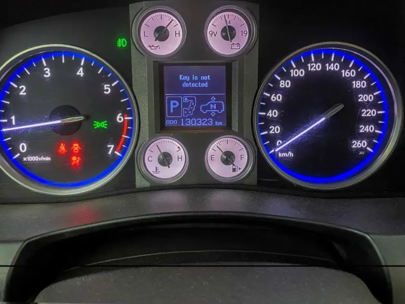 Lexus LX570 2011