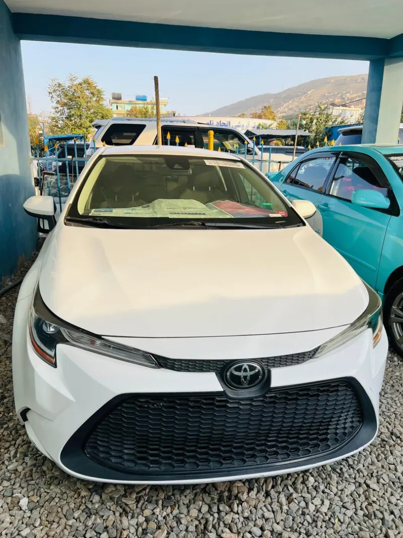 Toyota Corolla LE 2021