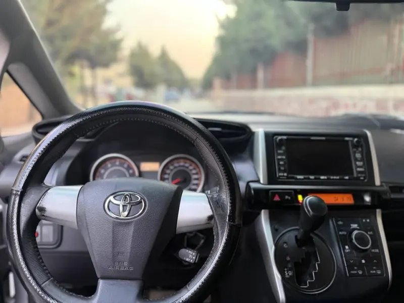Toyota Fielder 2015