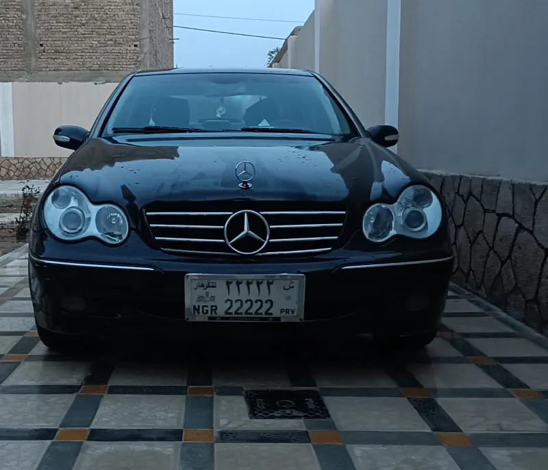Mercedes Benz 2005
