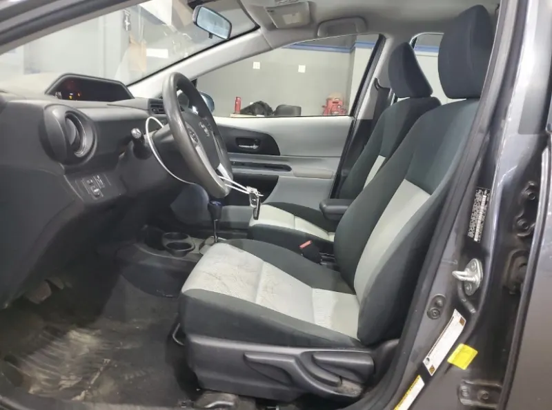 Toyota Prius C 2013