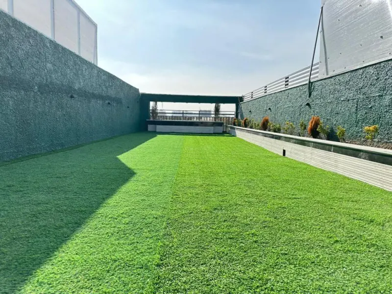Apartment VIP 4 Rooms For Sale