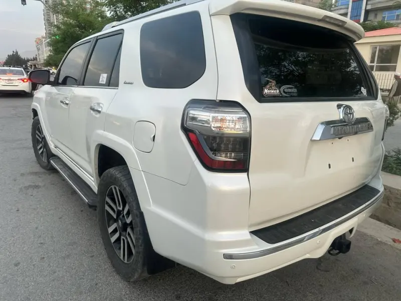 Toyota 4 Runner 2016