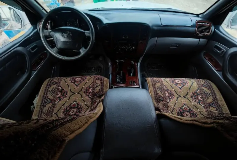 2002 Toyota Land Cruiser GXR