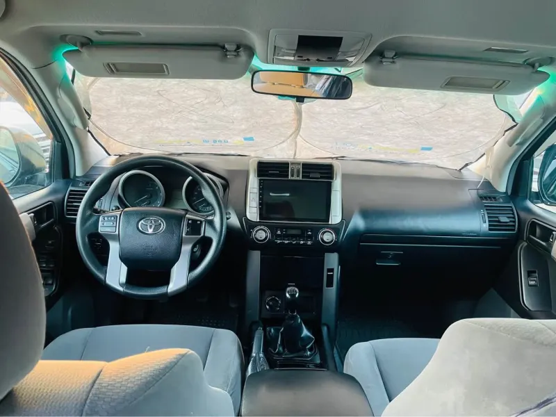 Toyota Land Cruiser 2010