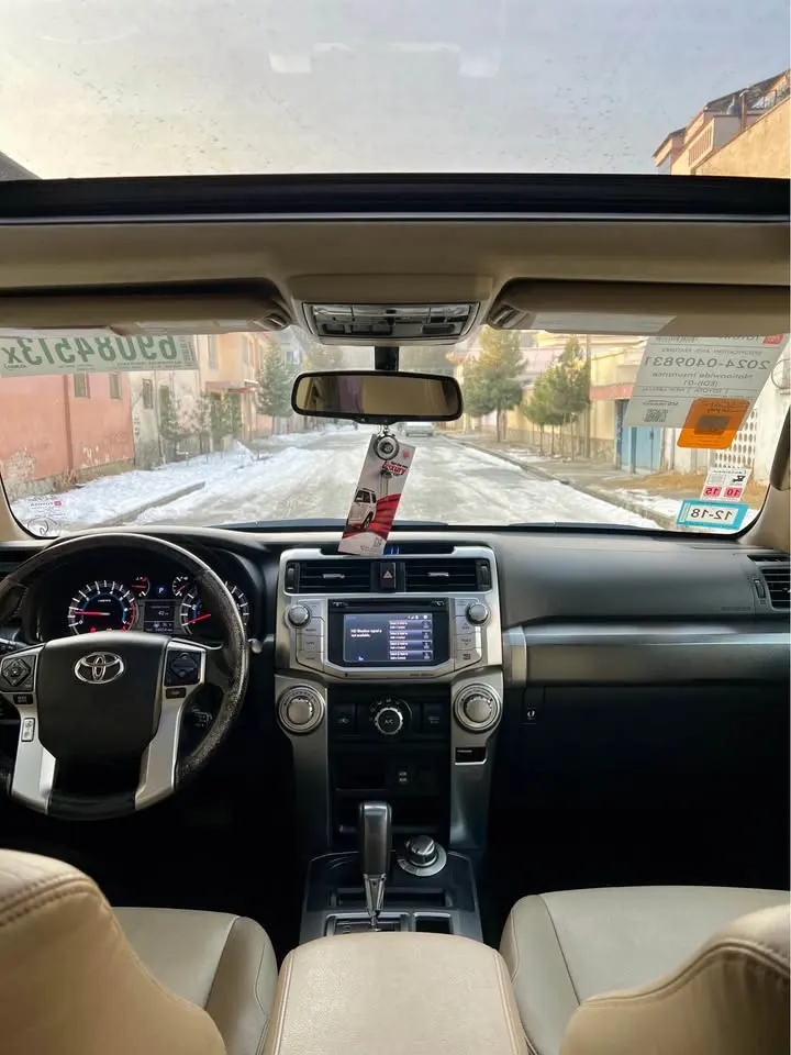Toyota 4 Runner 2016