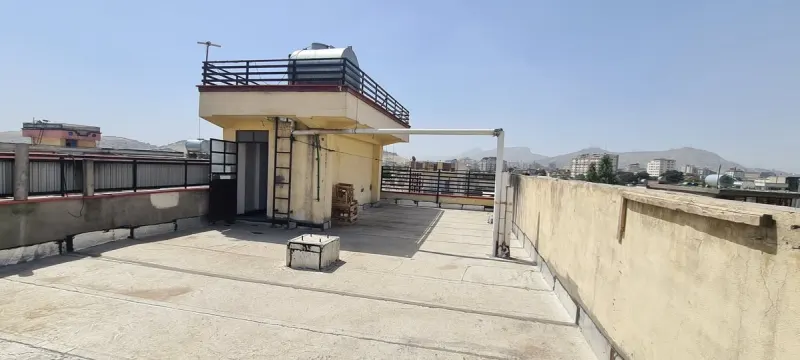 3-storey building for sale, 9 rooms, 2 biswa