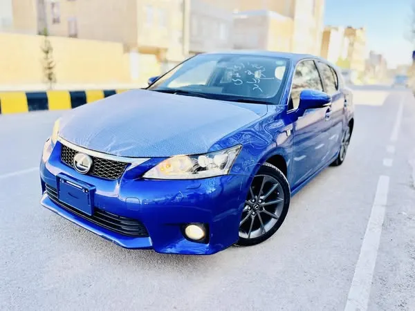Lexus (F) Sport 2011