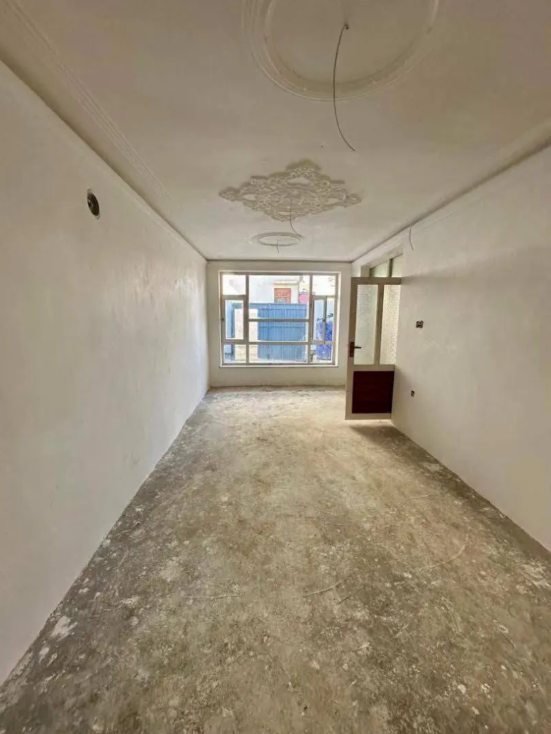 House, Nawbarja Chehelsotoon, Kabul