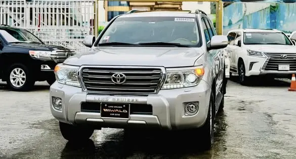 Toyota Land Cruiser 2012