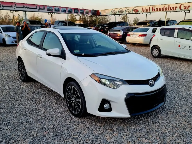 Toyota Corolla 2016