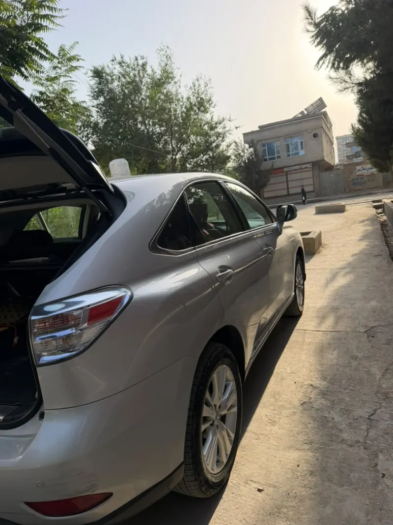 Lexus RX450h 2012