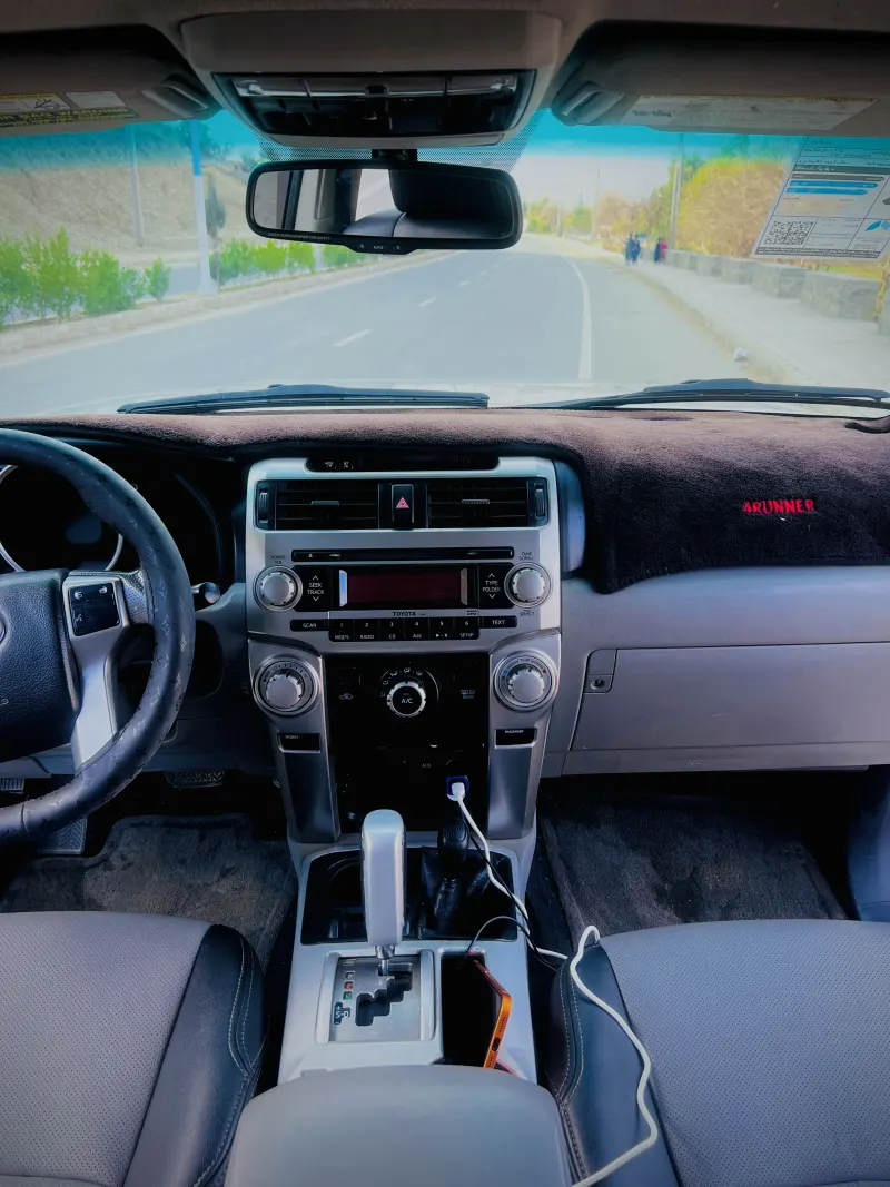 Toyota 4Runner SR5 2011