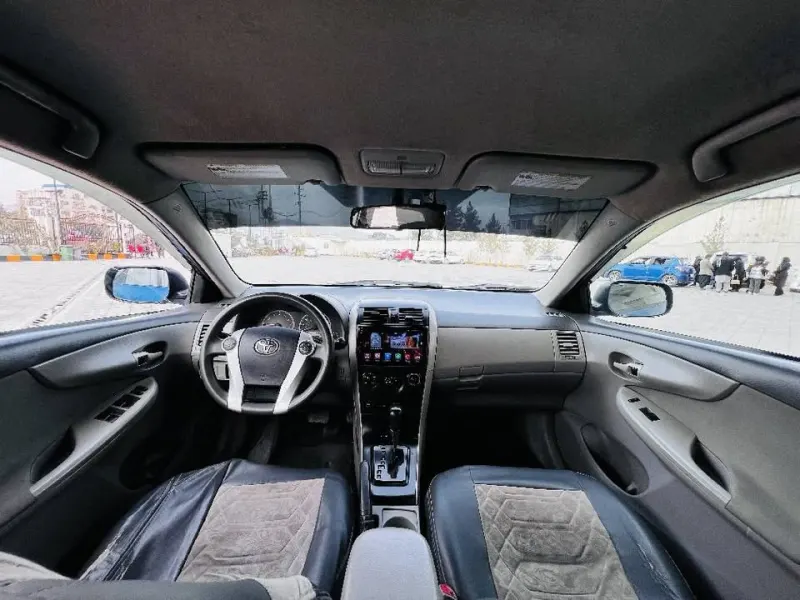 2009 Canadian Toyota Corolla (2013 Shape)