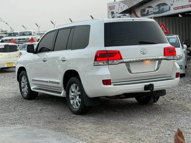Toyota Land Cruiser 2014