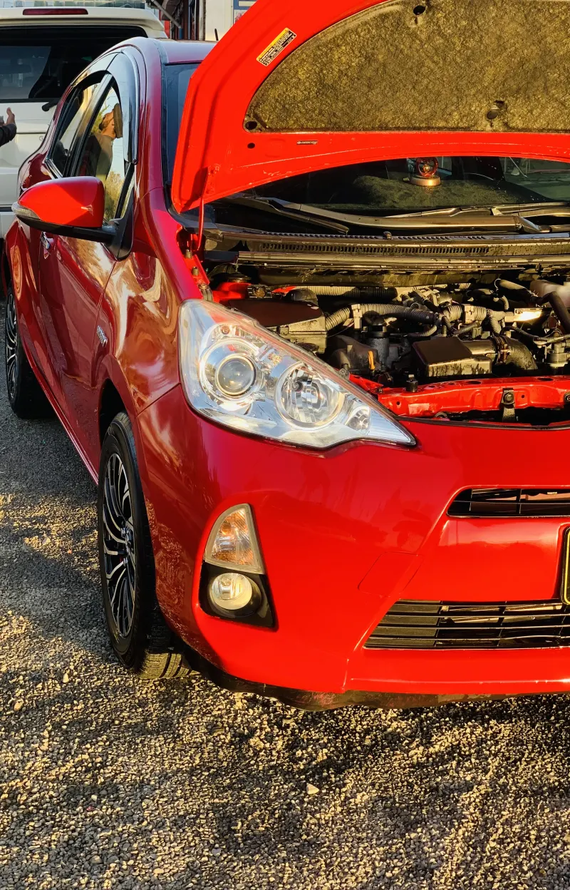 Prius C 2012
