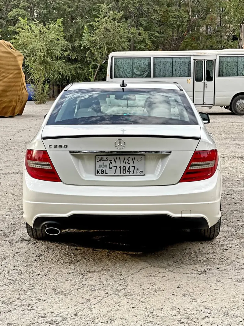 Mercedes-Benz 2012
