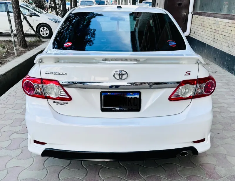Corolla 2011