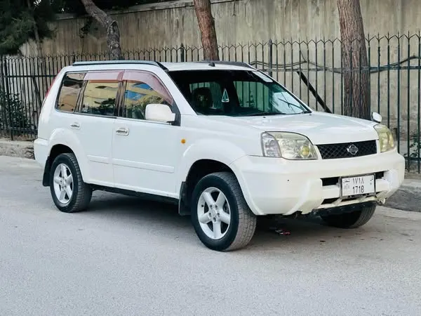 Nissan 2002