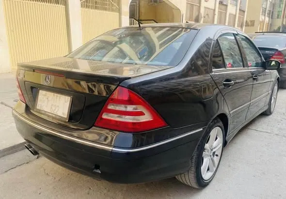 Mercedez Benz 2006
