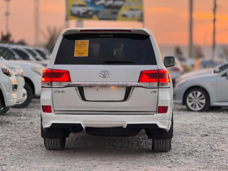 Toyota Land Cruiser VXR 2008