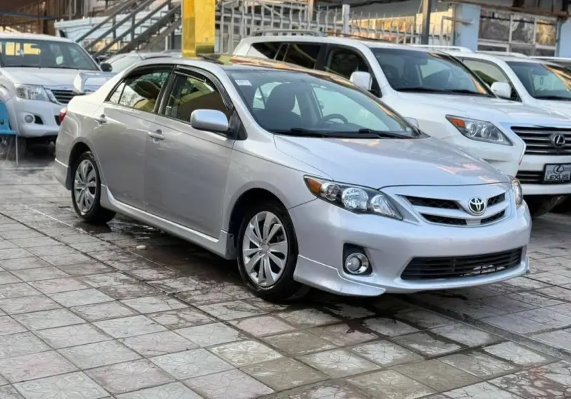 Corolla 2011