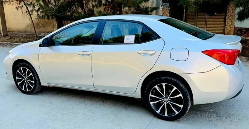 Corolla 2017