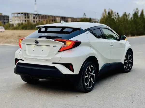 Toyota C-HR Hybrid 2018