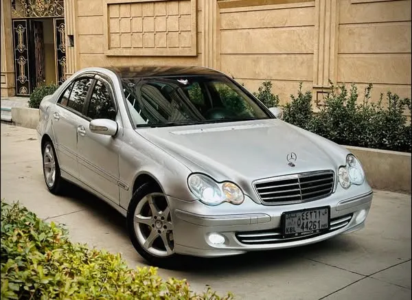 Mercedes Benz C230 (2005) Full Option for Sale