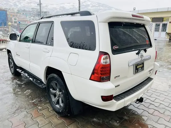 2005 Toyota Fortuner