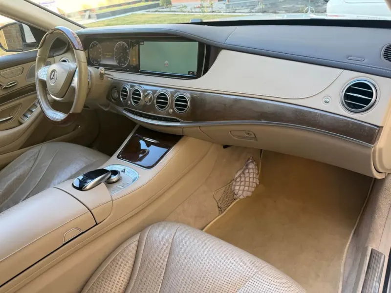 Mercedes-Benz 2017