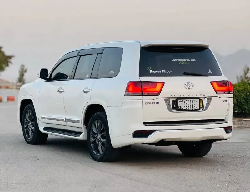 Toyota Land Cruiser GXR 2012