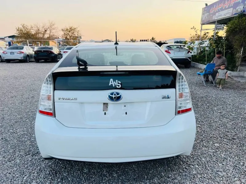 Toyota Prius Hybrid 2011